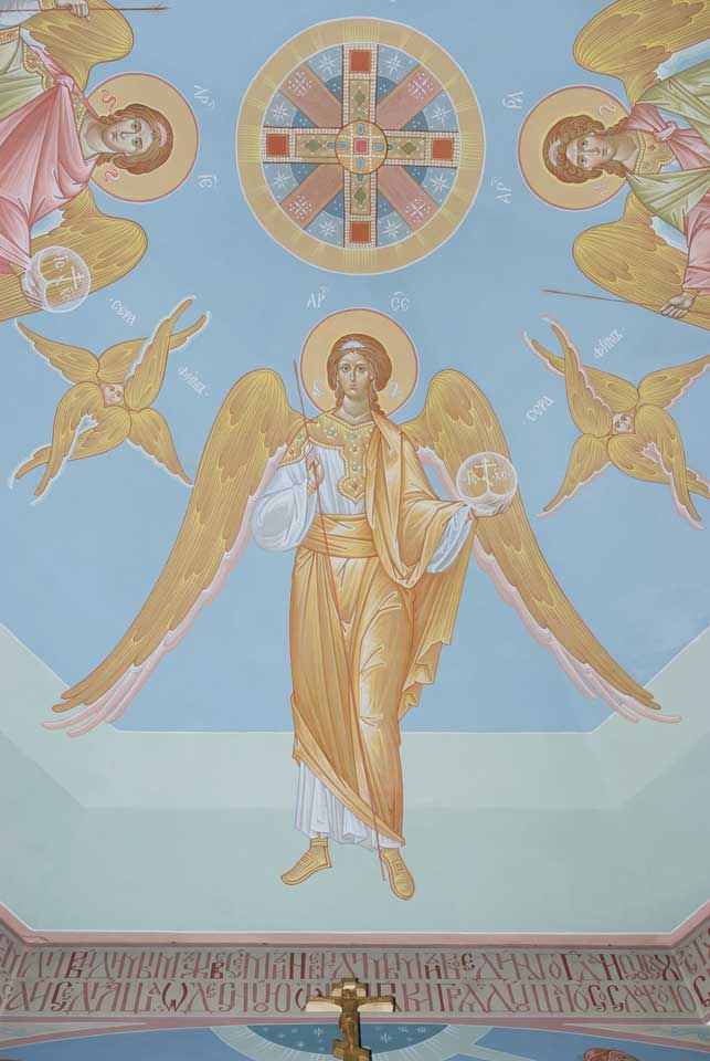 Ангел благословляющий. Херувимы и ангелы в росписях храма.